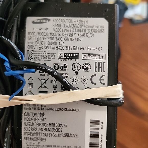 Samsung Radiant 360 Wireless Audio Speaker WAM1500 w/ Power Adapter - Picture 4 of 4